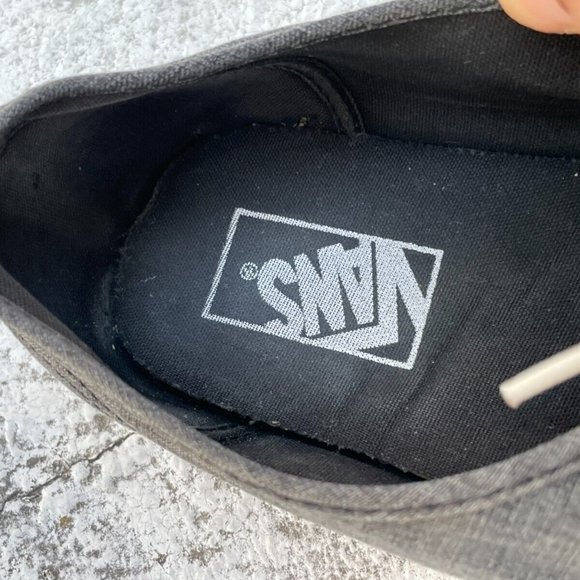 Vans Men Sneaker Lace Up Gray Shoes Size 10.5 Men 12Women - Picture 10 of 10